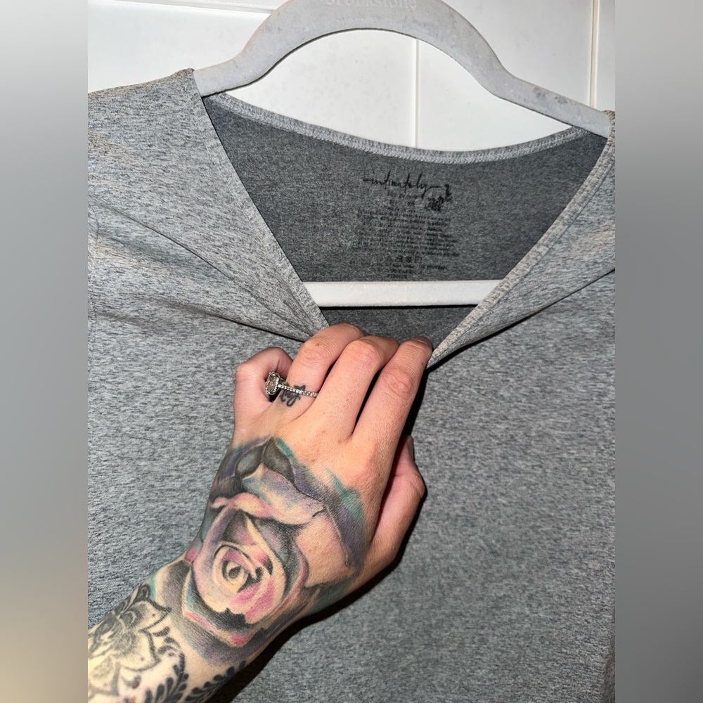NWOT Cap Sleeve Seamless Cami In Gray - Picture 6 of 6